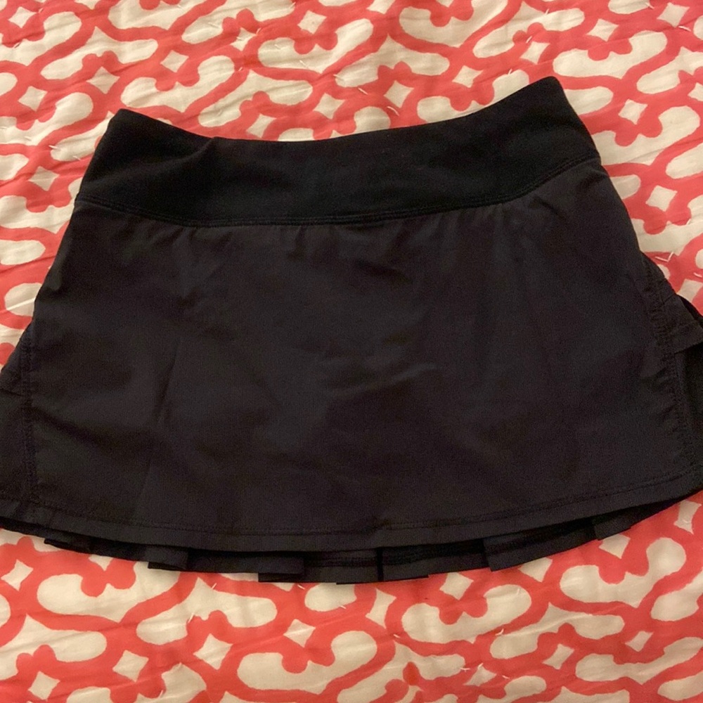 Black Ivivva tennis skirt